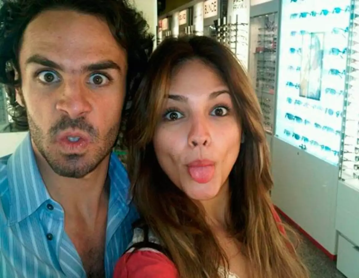 Eiza y Pepe son muy divertidos en sus fotografías.