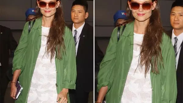 Usualmente es captada en compañía de su adorable hija de seis años, Suri Cruise pero por primera vez Katie Holmes viajó sola a Taiwan para asistir al Artistry on Ice.