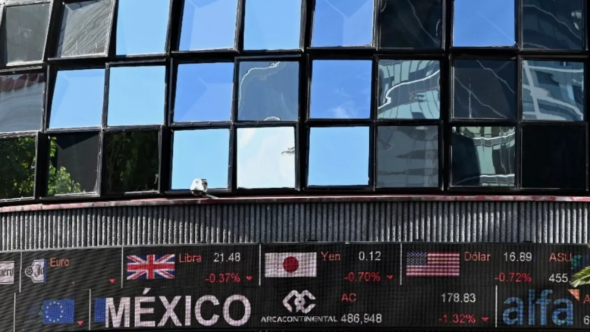 Bolsa Mexicana cae tras dato de inflación en EU