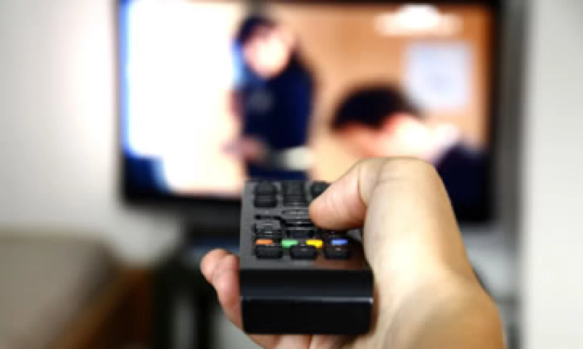 Hace ya un tiempo que los tubyos de rayos catódigo fueron sustituidos por tecnología más avanzada en la fabricación de televisores. (Foto: Getty Images)