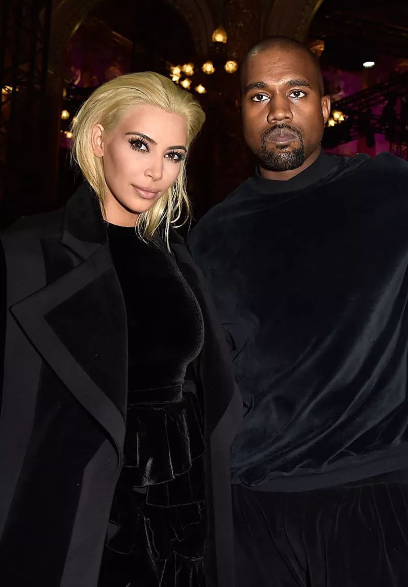 Balmain : Front Row - Paris Fashion Week Womenswear Fall/Winter 2015/2016