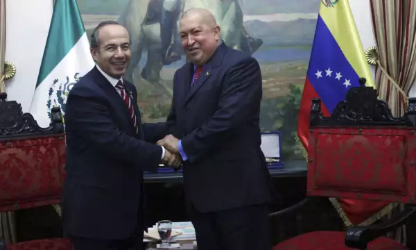 Reuion_Calderon-Chavez.jpg