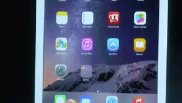 Una iPad más delgada que un lápiz y una computadora de escritorio con una pantalla más nítida que el HD, son las nuevas apuestas de Apple de cara a la temporada de compras decembrinas.