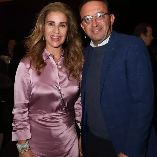 Judith Roman y Abdo Chacalo 