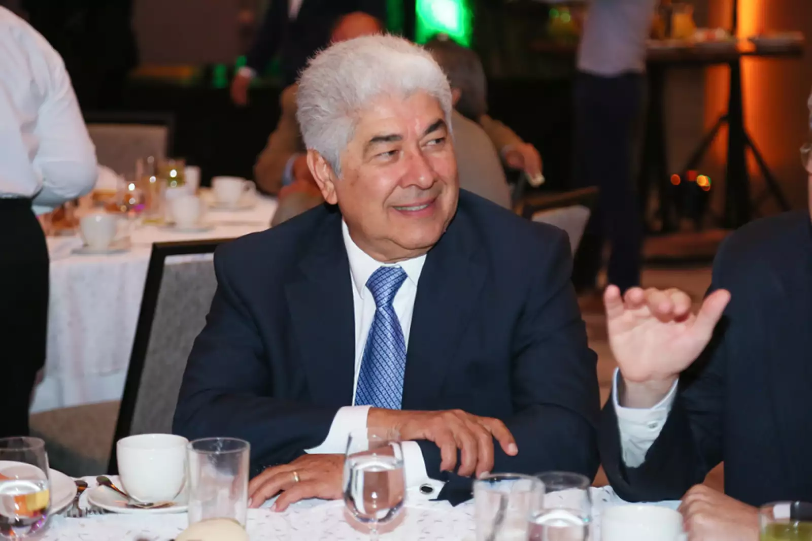 100 años de confiar