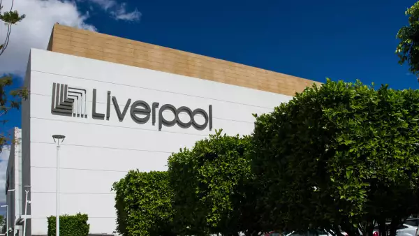 Liverpool venderá ropa de segunda mano tras alianza con Troquer