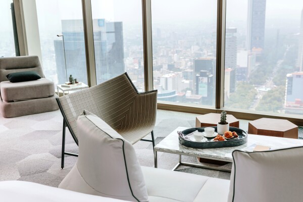 IMPERIAL SUITE_002.jpg