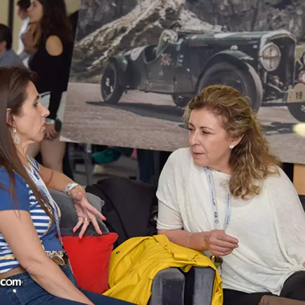 Lupita Quinzaños y Margarita Azcarate