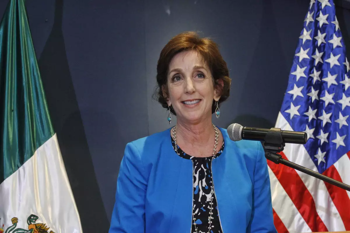 Tras 10 meses, Roberta Jacobson arribó al país para ocupar su cargo como embajadora del EU en México.