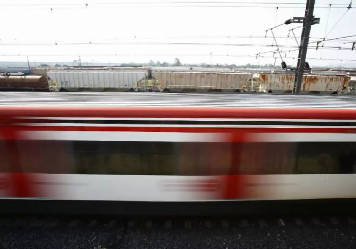 Tren Interurbano