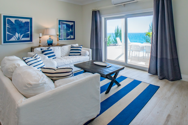 sotheby's-turtlebay-sala