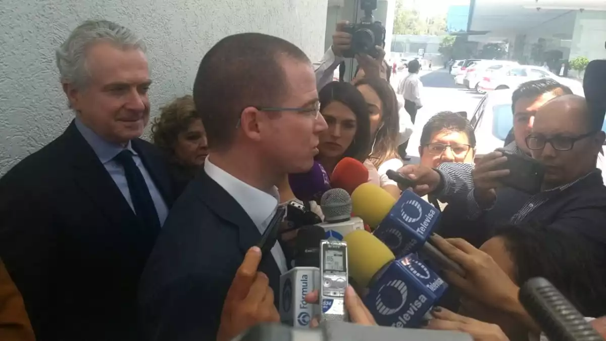 Con los hombres de negocios