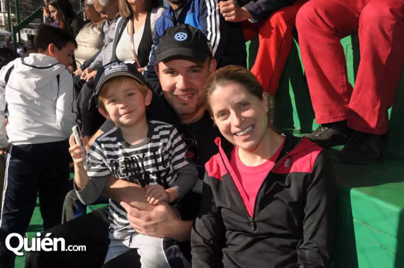 Carlos Ricarde,Tere Hernández y Carlitos