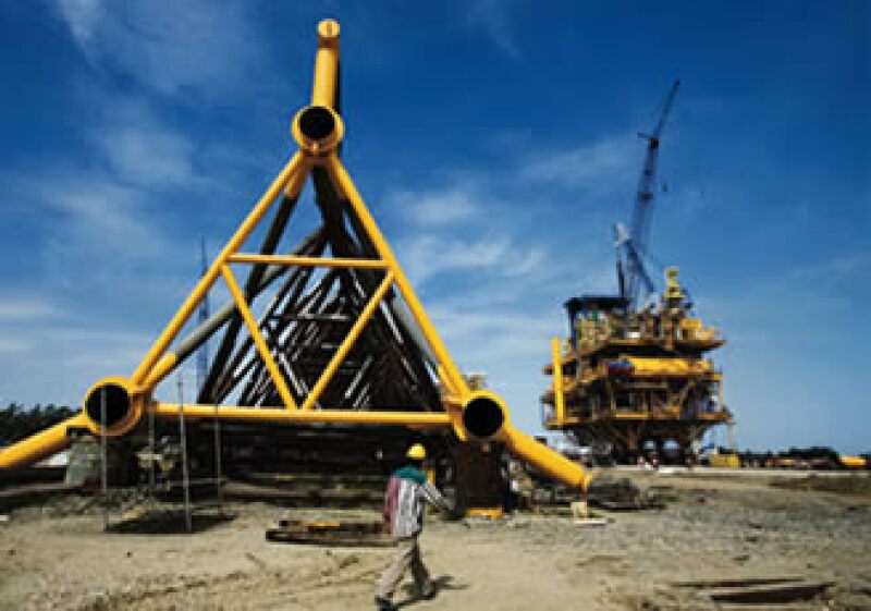 Además de construir plataformas marinas a través de Swecomex (en la foto), Slim opera ya plataformas terrestres a través de Bronco Drilling. (Foto: Adán Gutiérrez)