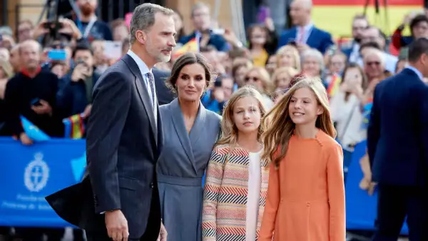 Spanish Royals Arrive At Oviedo Ahead Of 'Princesa de Asturias' Awards 2019