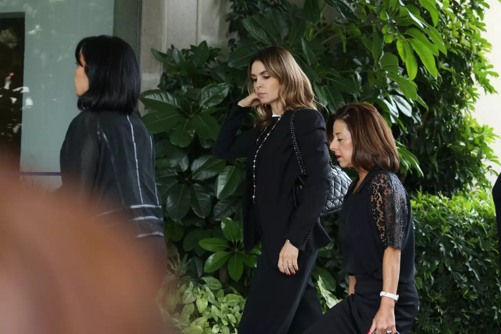 Asistentes al funeral de Edith González