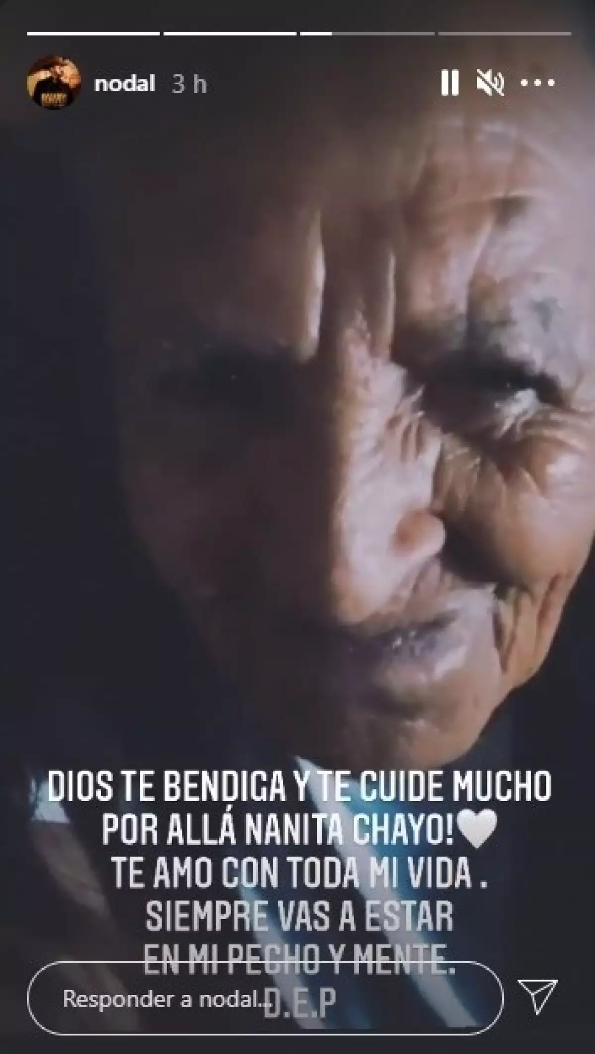 Abuela de Christian Nodal