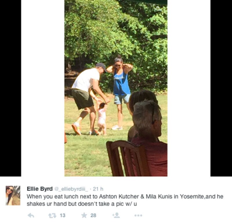 Los papás se divirtieron con la pequeña Wyatt.