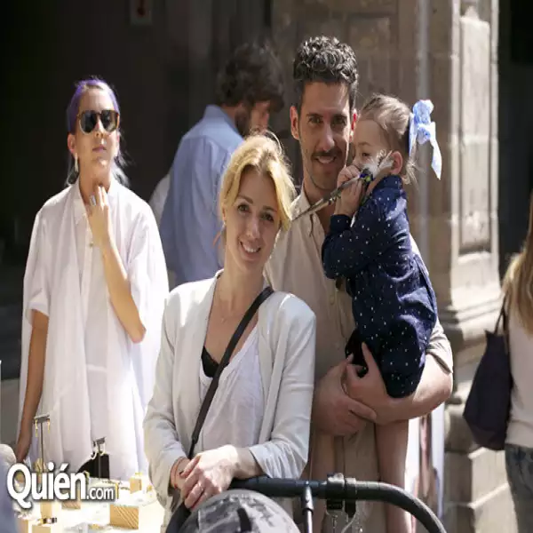 Carla Guindi, Erick Elías