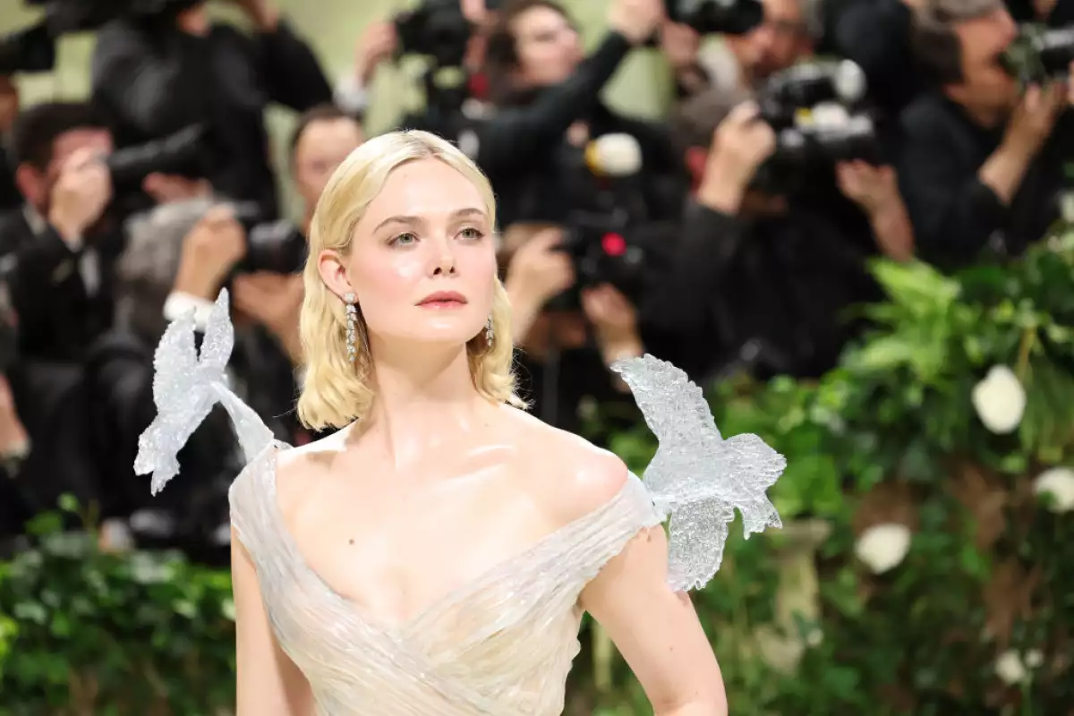 Foto de Elle Fanning en la MET Gala 2024