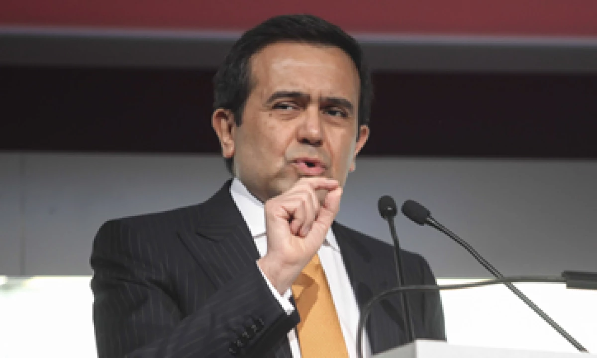 Ildefonso Guajardo, con apoyo del Inadem, tiene el objetivo de reactivar la economía en los estados afectados por las lluvias. (Foto: Cuartoscuro)