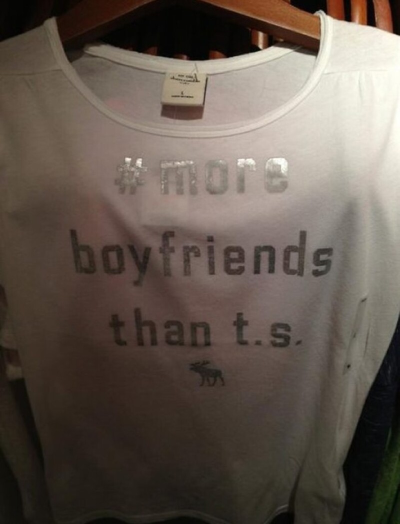 Esta es la playera que salió a la venta.