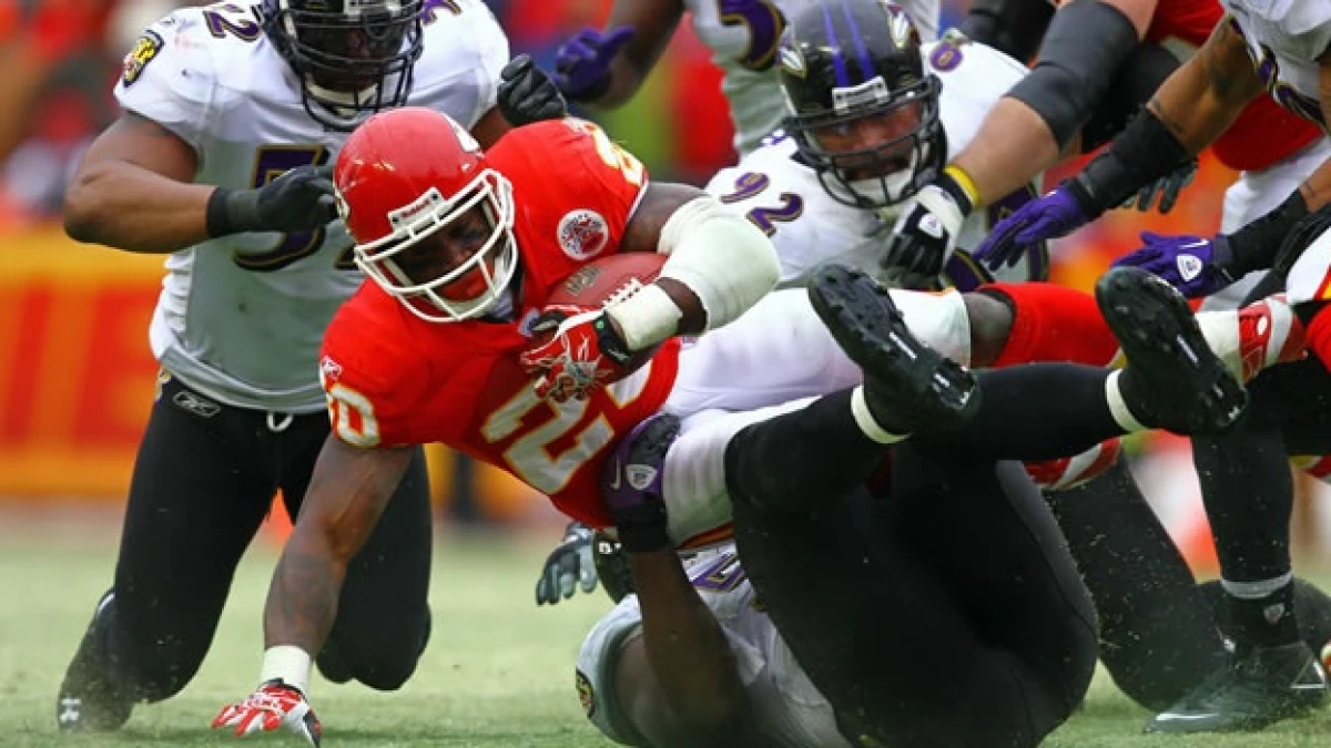 Los cuervos de Baltimore derrotan a Kansas City