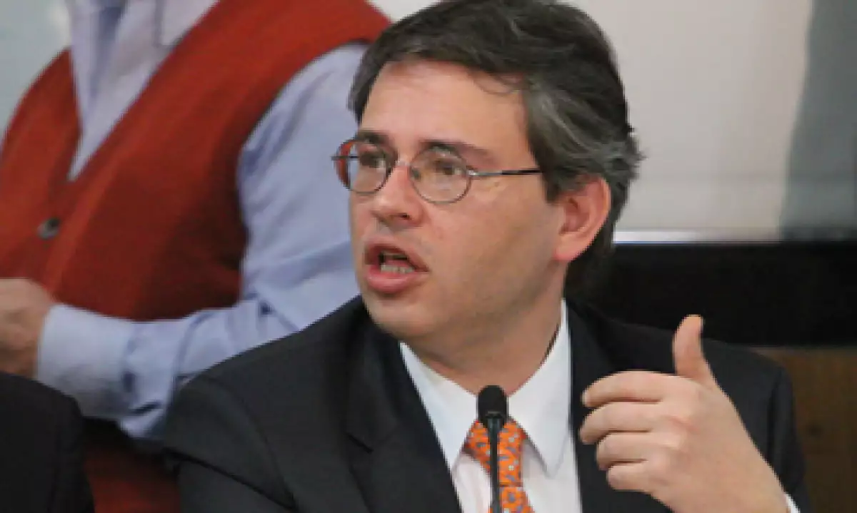 Actualmente se tienen niveles de inversión de 30,000 mdd anuales, dijo Messmacher. (Foto: Notimex)