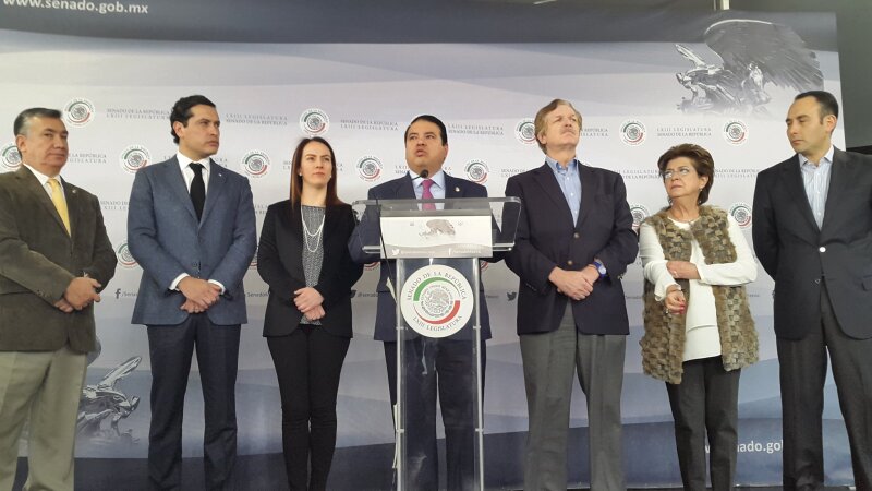 Senadores presentan "Cuarto de Junto"