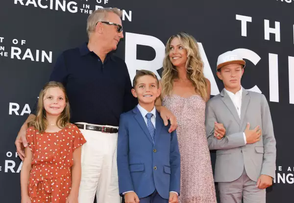 Kevin-Costner-Christine-Baumgartner-hijos