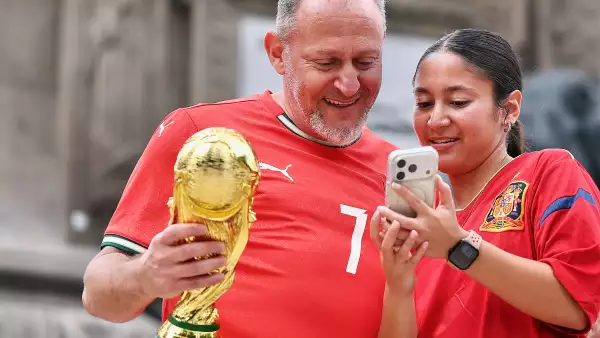 Antes de que de inicio un partido, millones de aficionados ya vieron alineaciones probables, análisis tácticos, historias de jugadores e incluso memes.