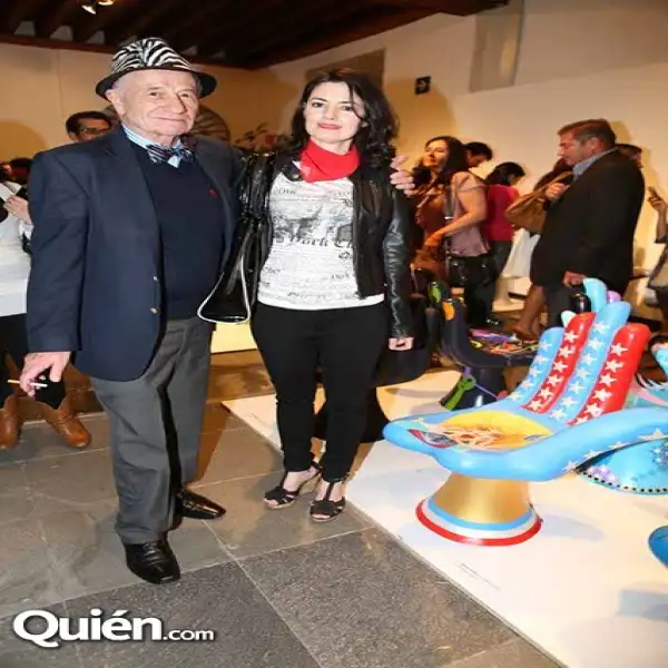 Pedro Friedeberg,Esther Burboa