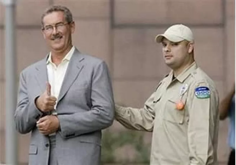 Allen Stanford es culpado por fraudes realizados por esquemas piramidales, por 7,000 mdd. (Foto: Reuters)