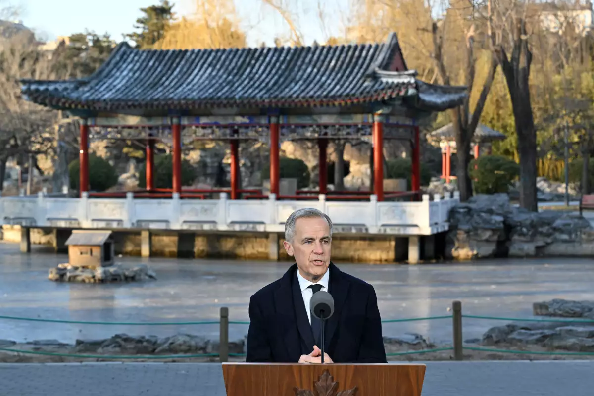 Mark Carney, primer ministro de Canadá, da conferencia en Beijing