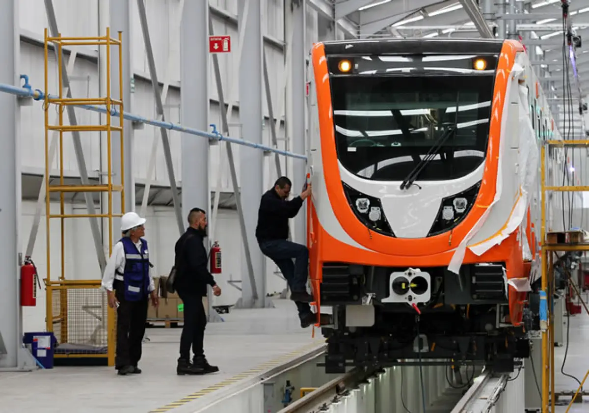 Metro Panti 12