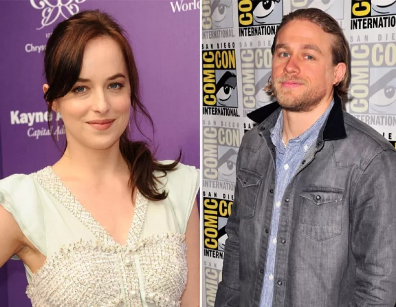 Sin duda la elección de Charlie Hunnam y Dakota Johnson causó revuelo ayer en Twitter, mucho debido a que la gente no estuvo de acuerdo con que ellos den vida a Christian y Anastasia.