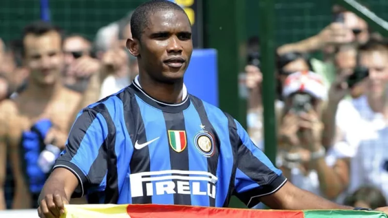 El futbolista camerunés ficha con el Inter de Milán