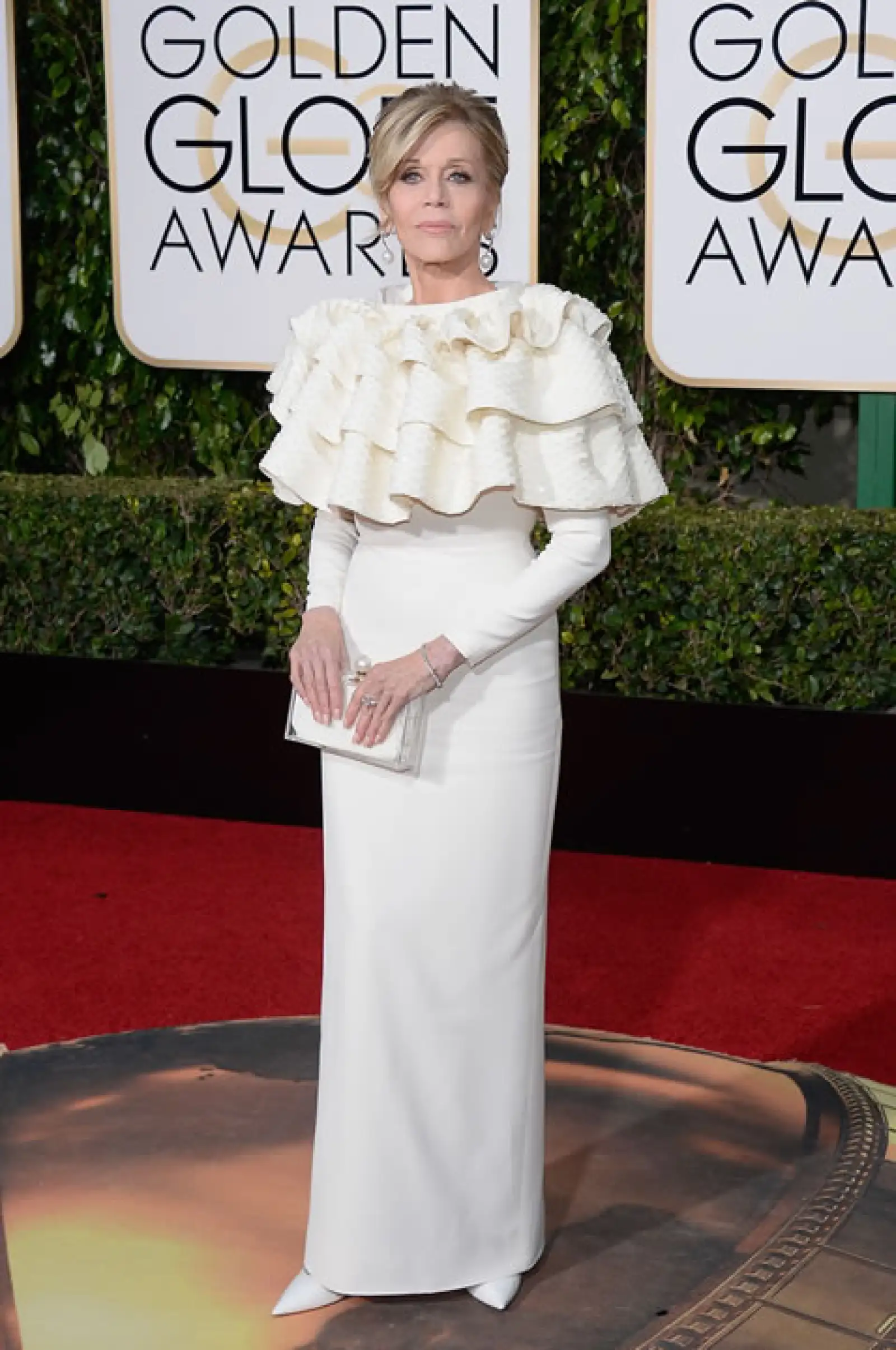 Jane Fonda en un Saint Laurent vintage.