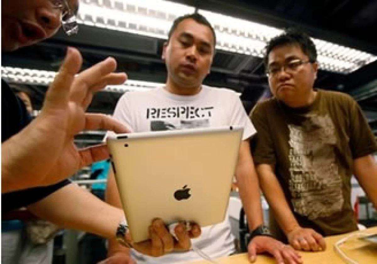 Existen 20 millones de suscriptores potenciales que ya cuentan con una iPad. (Foto: AP)
