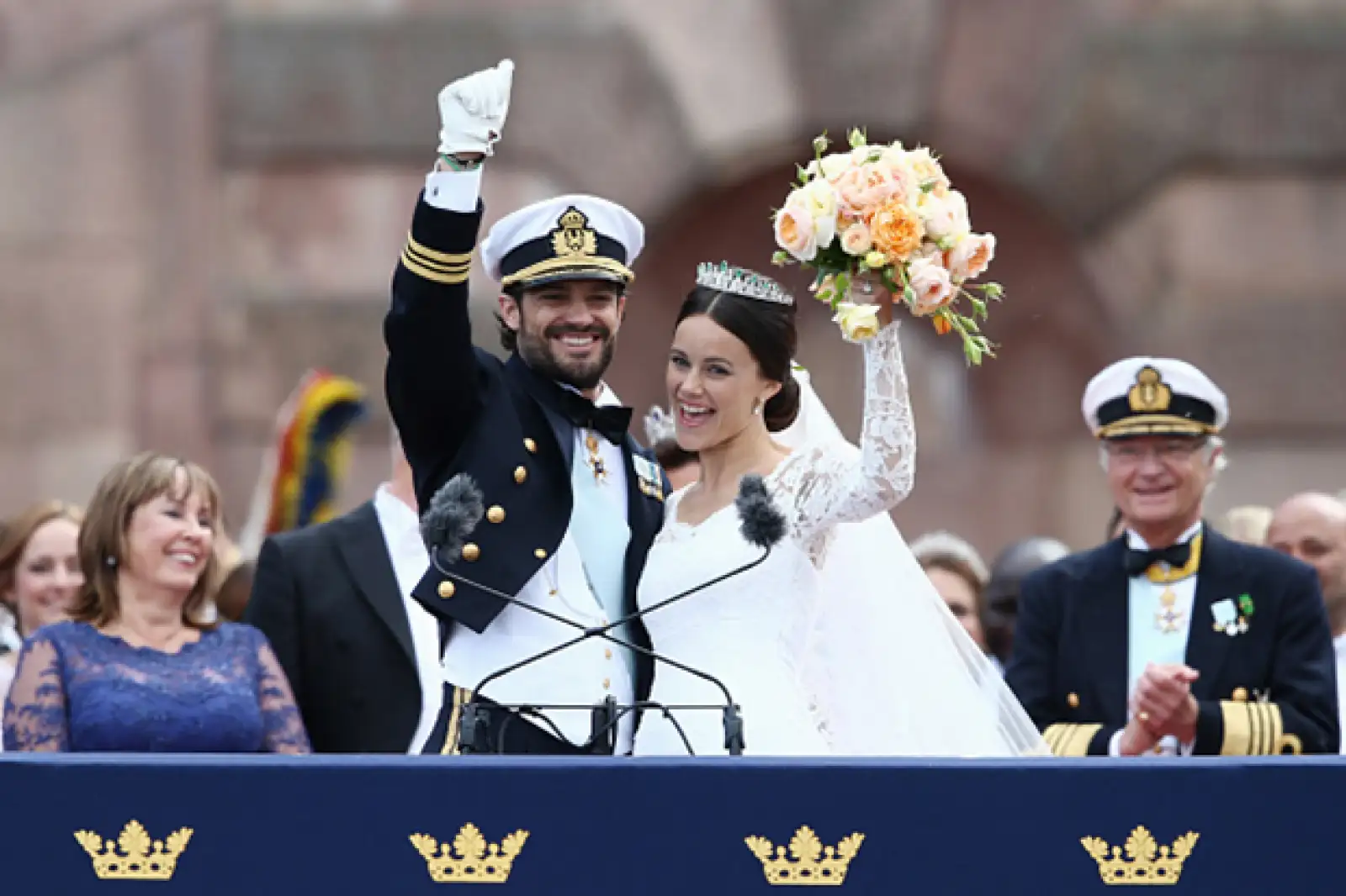 Una boda de cuento de hadas: Fue en la capilla real de Estocolmo donde, después de cinco años de relación, Carlos Felipe de Suecia y Sofía Hellqvist  dijeron `Sí, acepto´ acompañados de su familia y amigos cercanos.