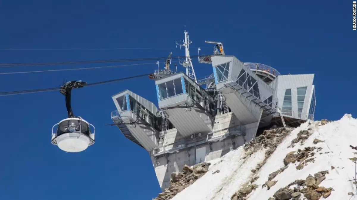 Skyway Monte Bianco