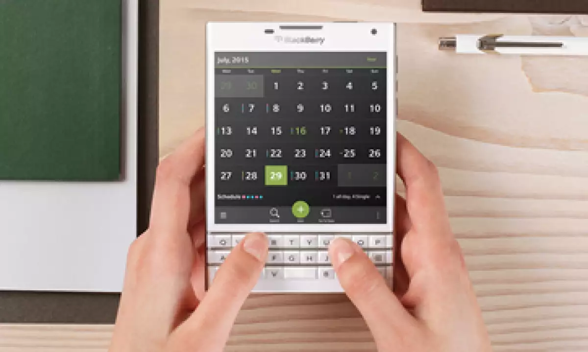 El BlackBerry Passport cuenta con una pantalla cuadrada y un teclado táctil hipersensible. (Foto: tomada de The official BlackBerry Blogs)