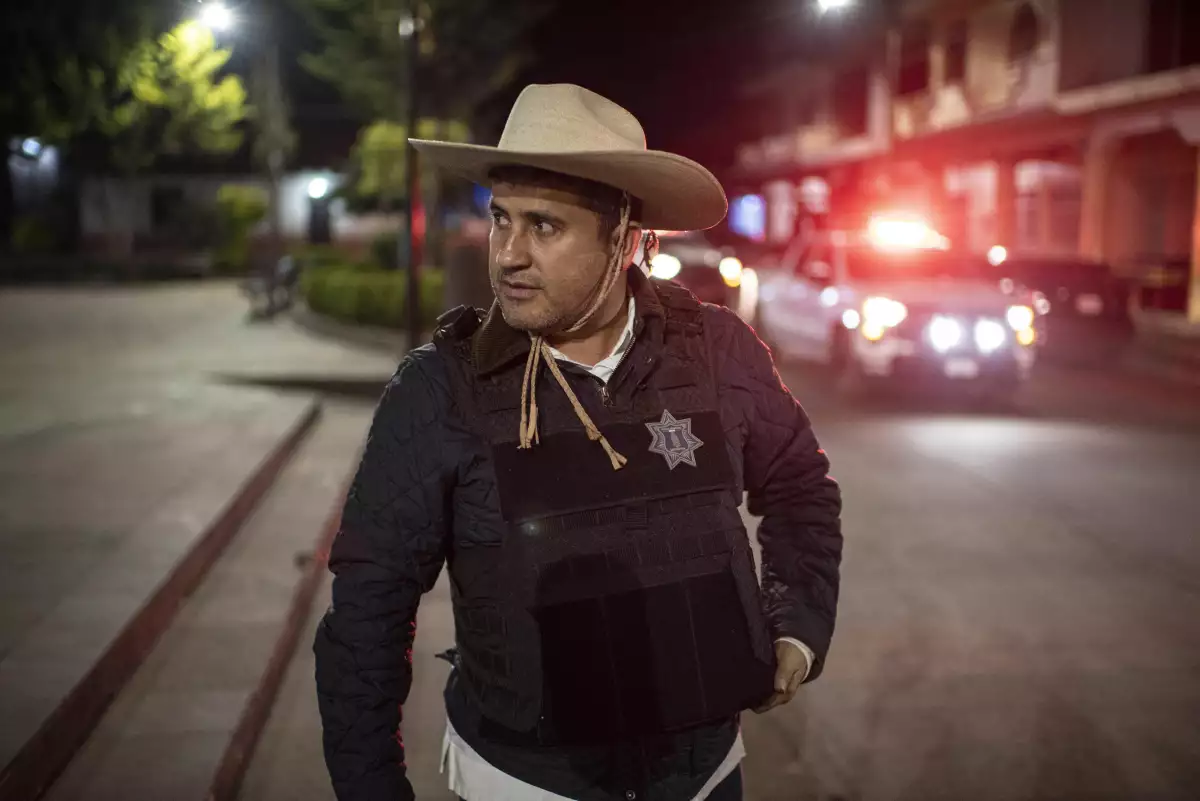 Fiscalía de Michoacán identifica al asesino material de Carlos Manzo, alcalde de Uruapan