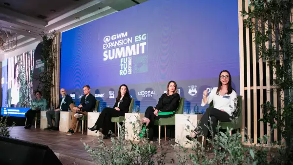 En un mundo donde la sostenibilidad y la responsabilidad social empresarial se han convertido en imperativos, el papel del departamento de sustentabilidad en las organizaciones ha evolucionado drásticamente y se ha vuelto clave en la definición del futuro de las organizaciones.