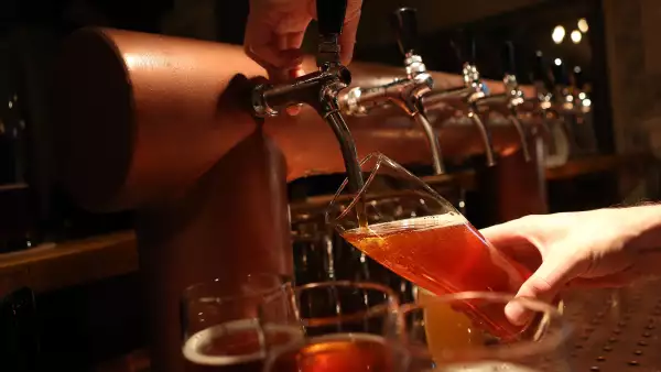 La producción de cerveza artesanal es de aproximadamente 10 millones de hl