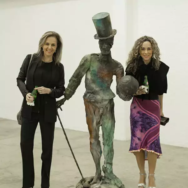 Ana Dubson,Alexandra Franco