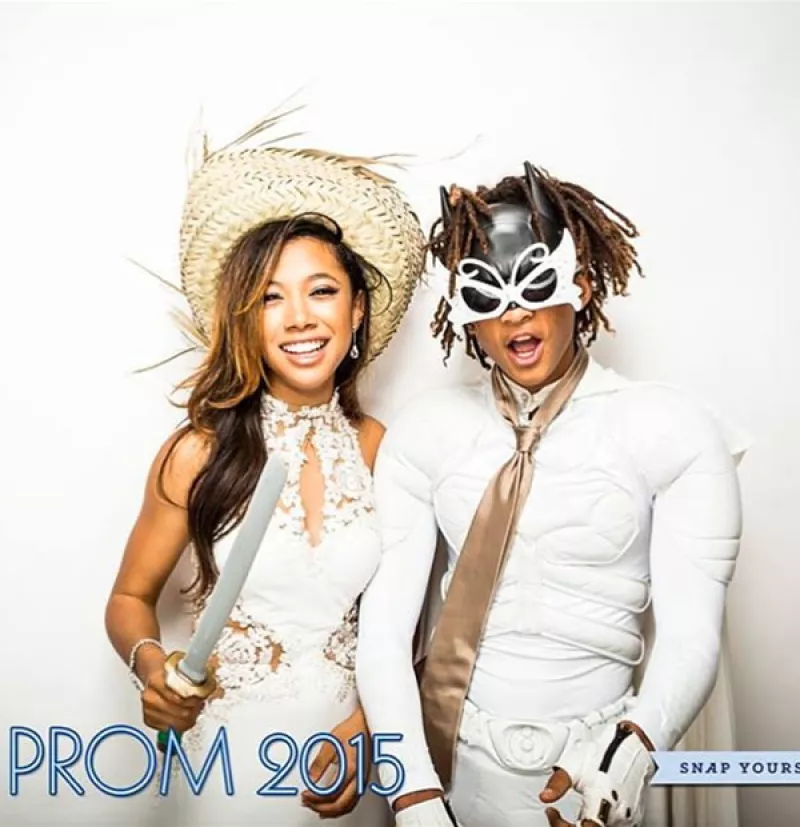 En esta ocasión el actor e hijo de Will Smith no impactó con ropa de mujer, sino con un atuendo digno de cualquier superhéroe.