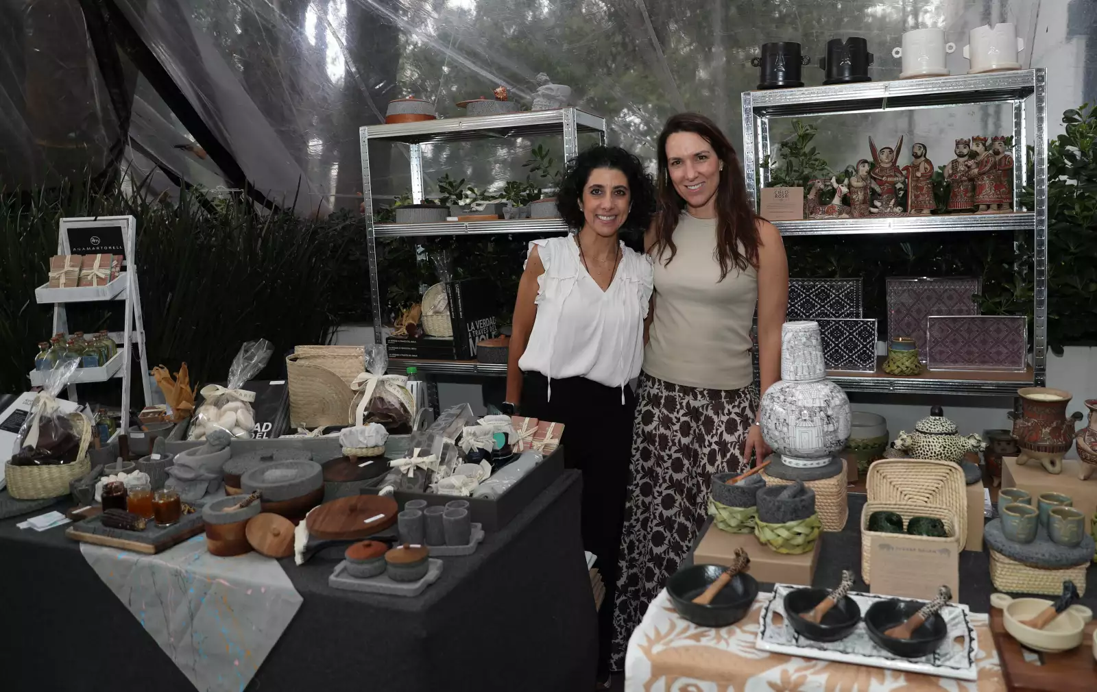 Susana Amezcua y Mariana Ordaz