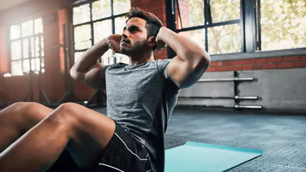 ¿Por qué la “panza chelera” no debe tomarse a la ligera? Un experto lo explica