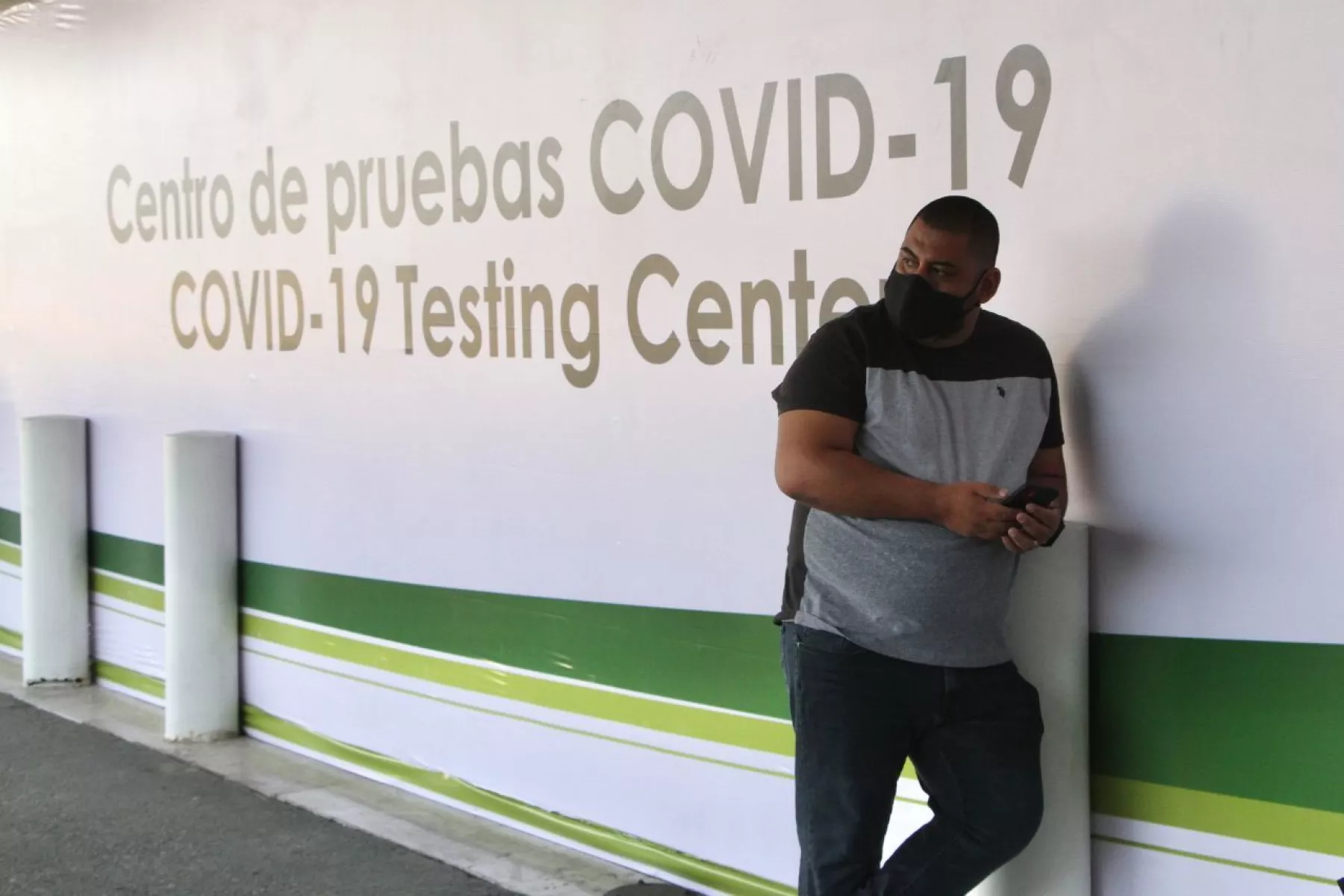 Módulos para la detección de COVID-19, mantienen su atención a viajeros al extranjero en el AIC.